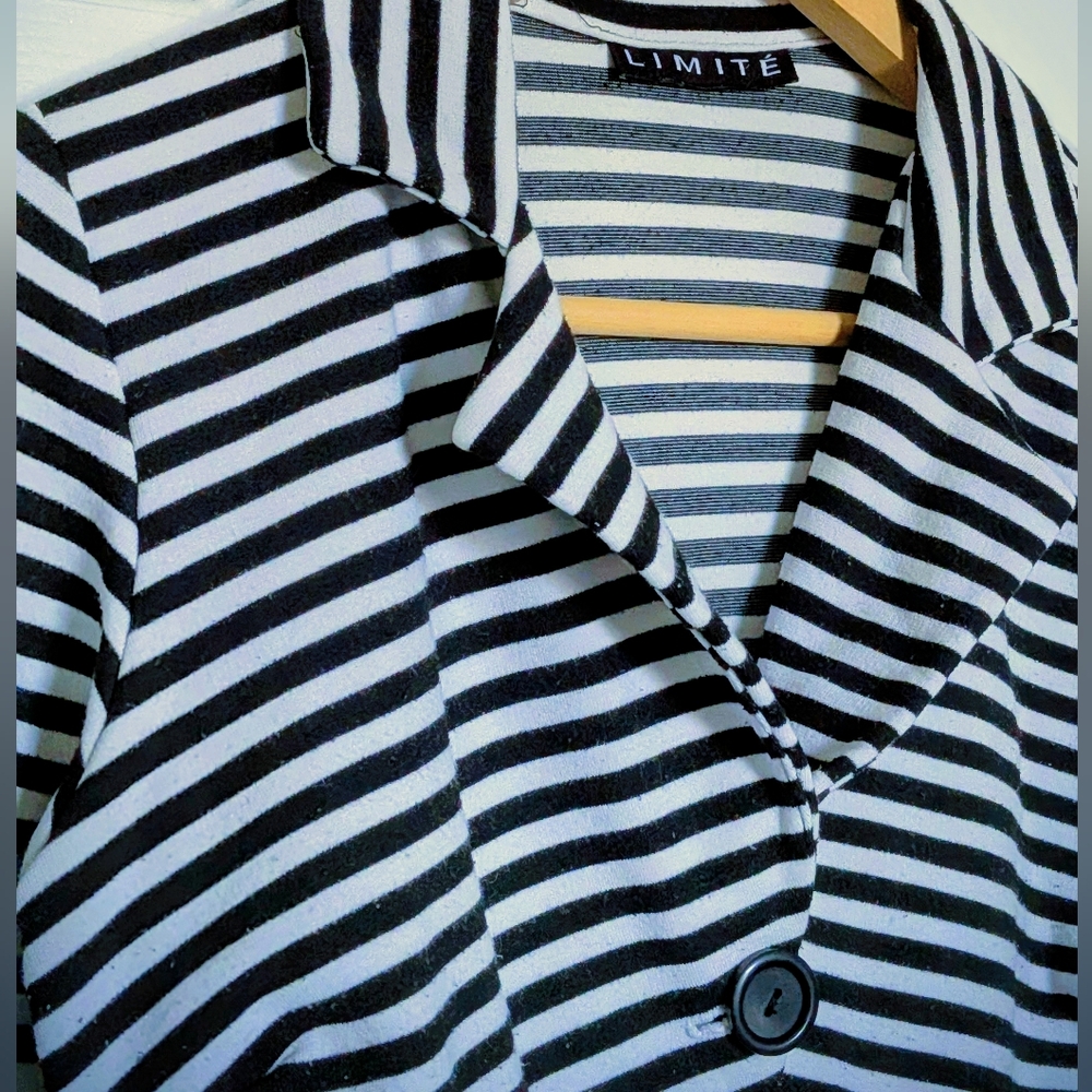 Mod Striped Cropped Jacket. Small. - Picture 2 of 16